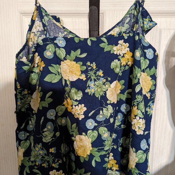 NWT Floral -Ruffled Cami - Picture 2 of 6